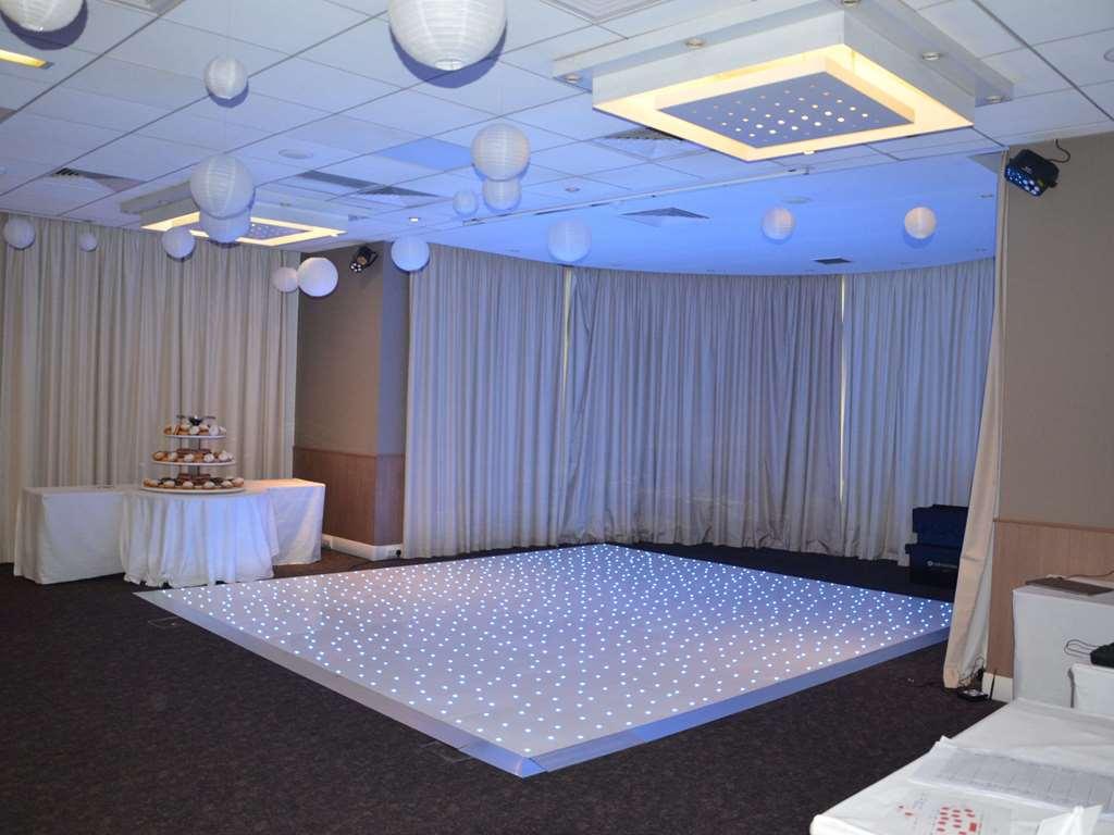 Hotel Novotel London Heathrow Airport M4 Jct. 4 Hillingdon