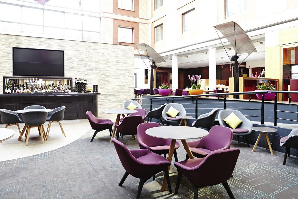 Novotel London Heathrow Airport M4 Jct. 4 4*